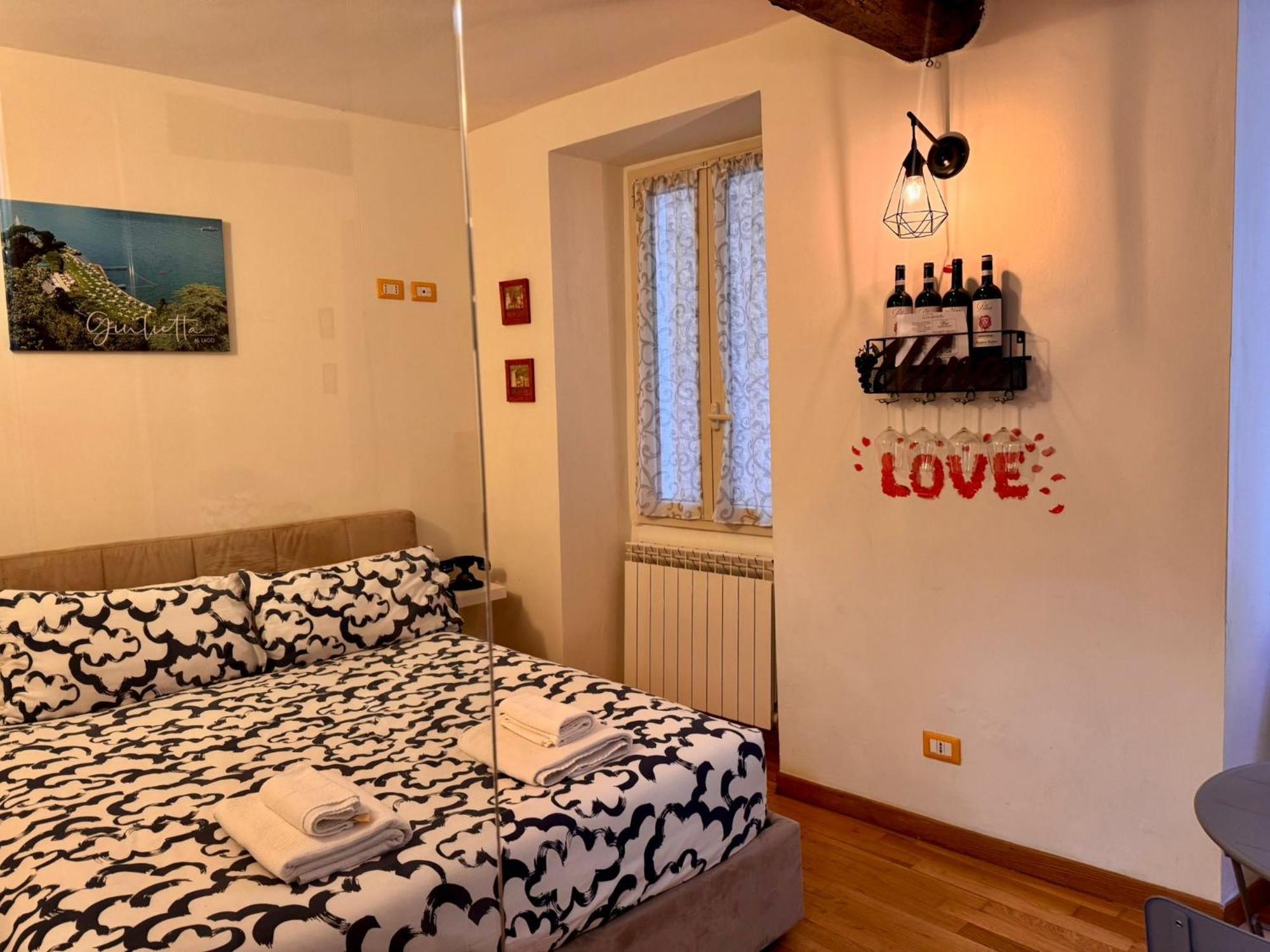 Casa Romantica Sul Lago Di Como Блевіо Екстер'єр фото